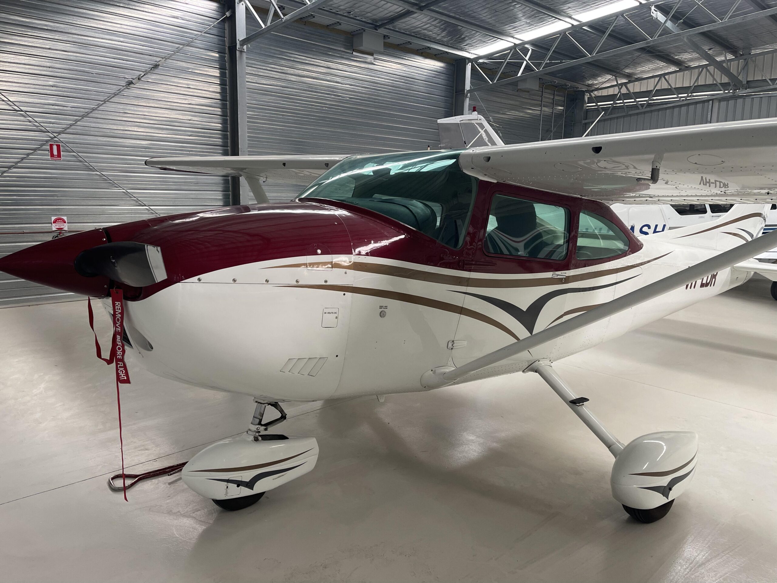 Cessna 182Q Skylane 