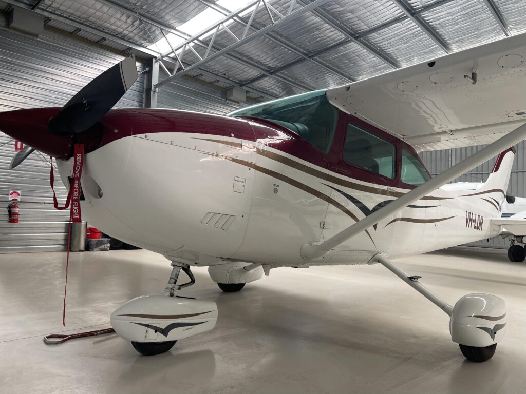 Cessna 182Q Skylane